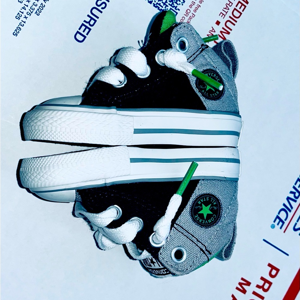 *LIKE NEW** Chuck Taylor AS ‘Street Mid’ (Grey/Black/Green), TD Size 2C: $20 - Picture 5 of 10